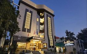 Hotel Seven Hills Tower